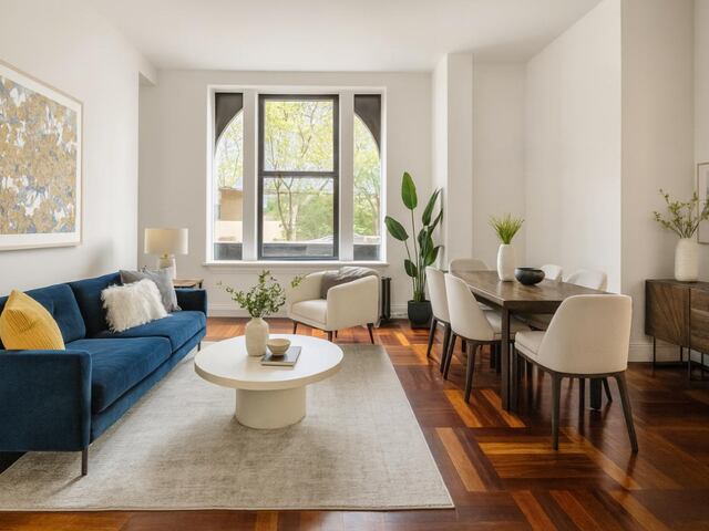 4-Bedroom at The Westbourne : 611 West 137th