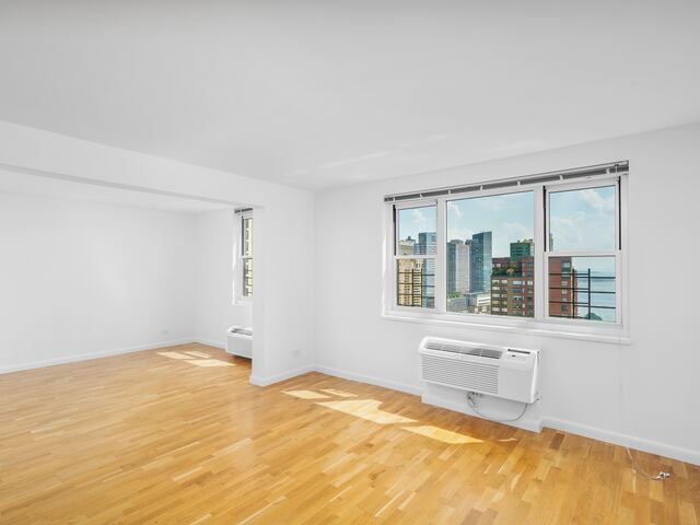 3-Bedroom at Gateway: 375 South End