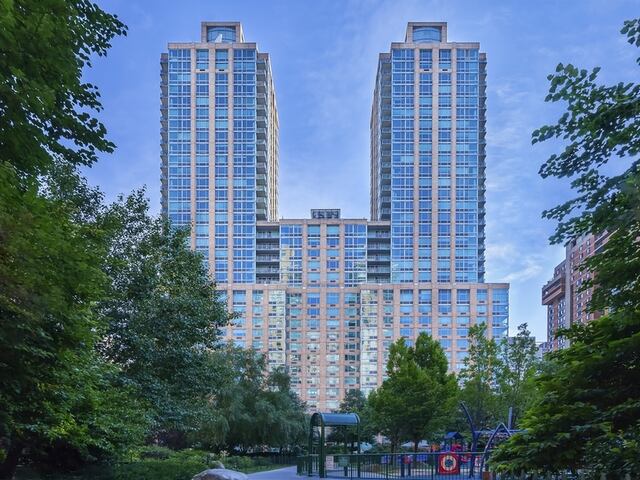 Studio at 101 West End Avenue