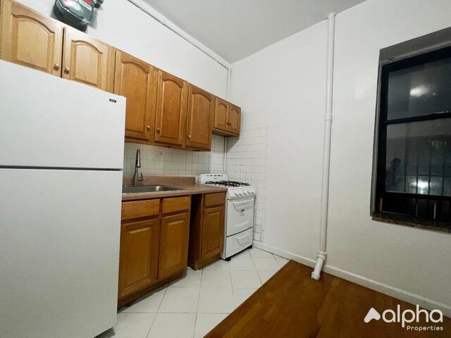 1-Bedroom at 315 East 108th Street