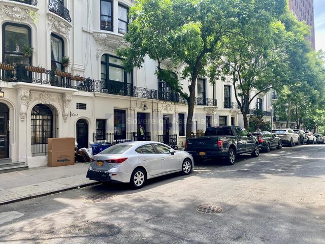 Studio at 308 West 105th Street