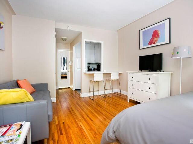 Studio at 328 East 74th Street