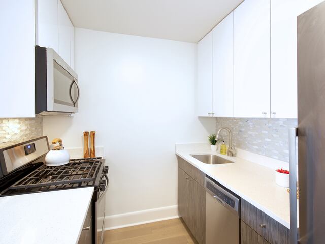 Studio at The Murray Hill Marquis