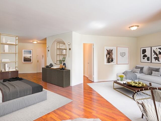 Studio at Parker Towers: 104-60 Queens Blvd