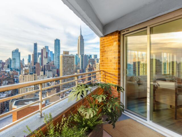 1-Bedroom at Kips Bay Court : 520 Second Ave
