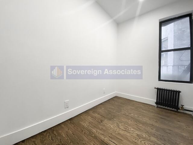 2-Bedroom at 3620 Broadway