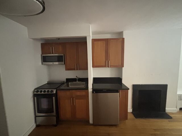 Studio at Sullivan Mews: 113 Sullivan