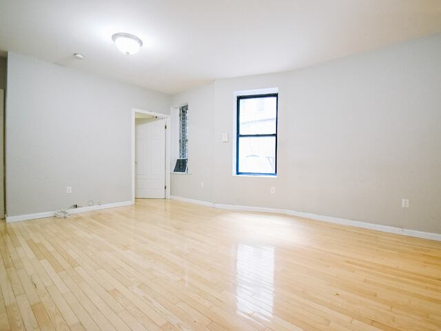 3-Bedroom at 3139 Broadway