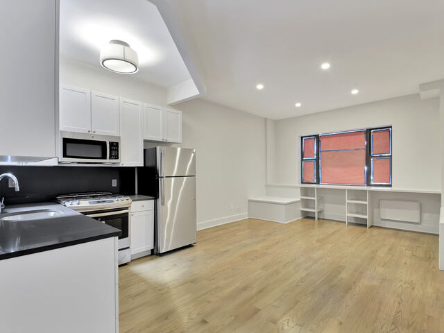 2-Bedroom at 226 East 25th Street