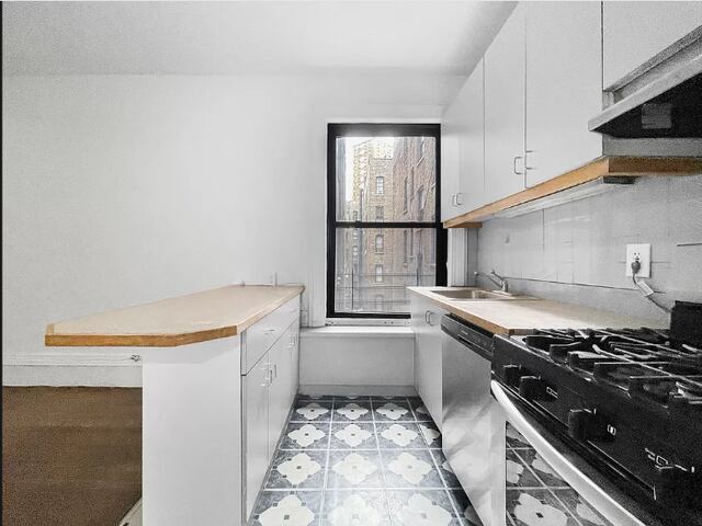 4-Bedroom at 188 Claremont Avenue