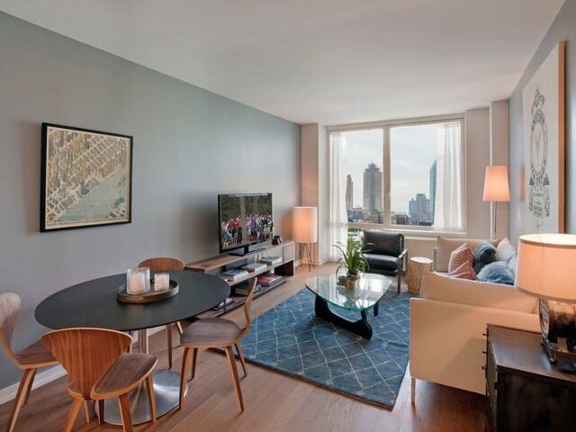 1-Bedroom at The Maximilian