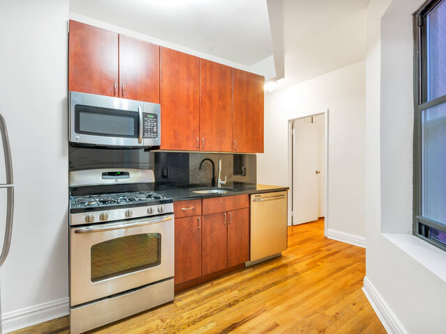 2-Bedroom at 226 East 25th Street