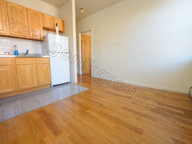 1-Bedroom at 327 Grand Street