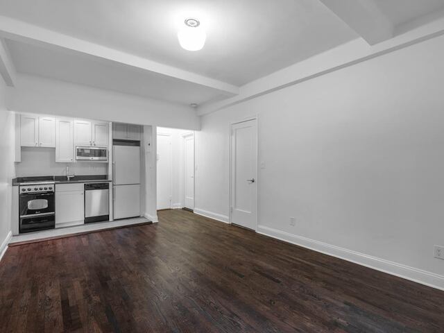 Studio at 24 Fifth Avenue