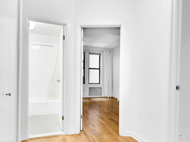 3-Bedroom at 226 East 70th Street