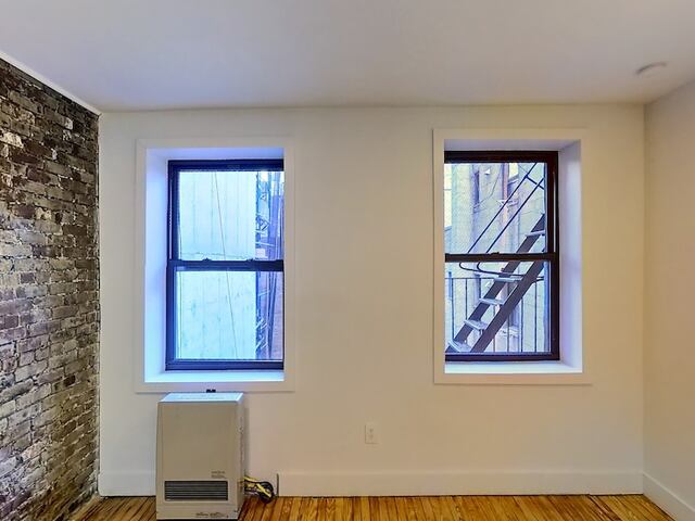 Studio at 203 Chrystie Street