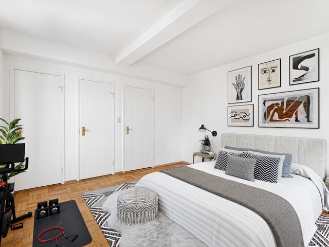 2-Bedroom at Stuyvesant Town: 6-10 Stuyvesant Oval
