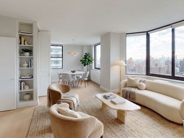 2-Bedroom at Windsor Court