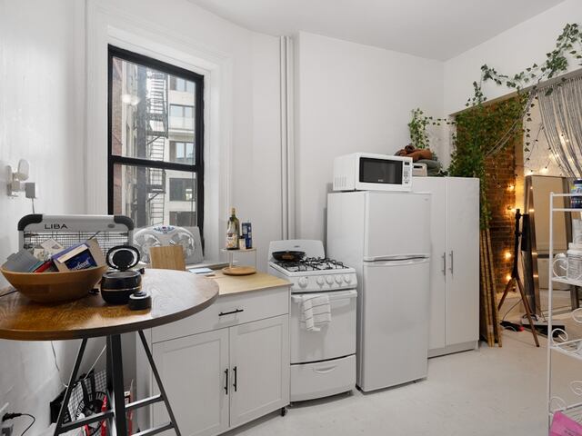 1-Bedroom at 11 Stanton Street