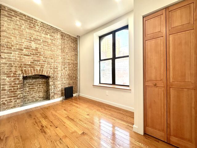 3-Bedroom at 3135 Broadway