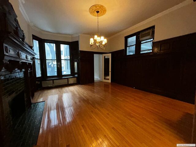 1-Bedroom at 110 East 61st Street