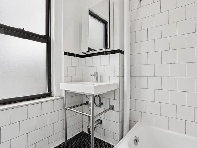 Studio at 19 West 69th Street