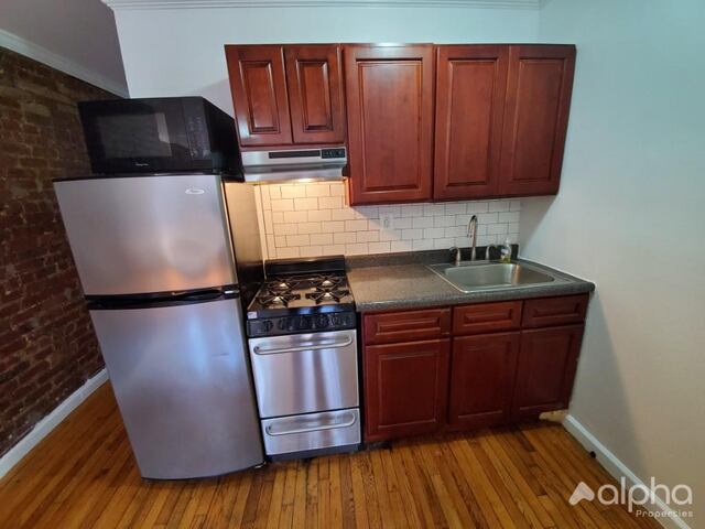 1-Bedroom at 332 East 95th Street