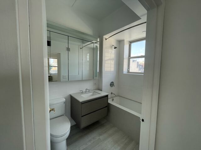 2-Bedroom at SOHO Court