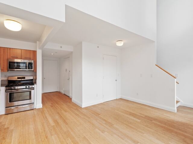 Studio at 800 Sixth Avenue