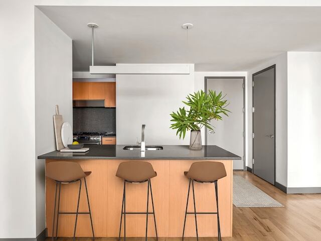 2-Bedroom at New York by Gehry