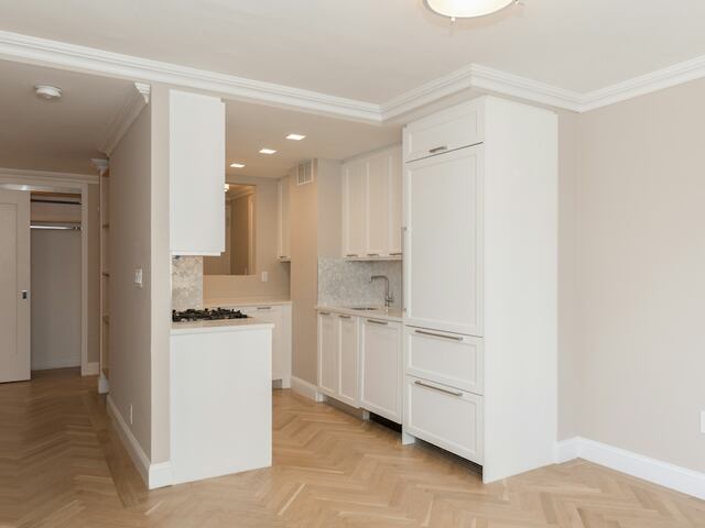2-Bedroom at Yorkshire Towers