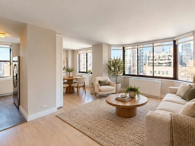 2-Bedroom at Windsor Court