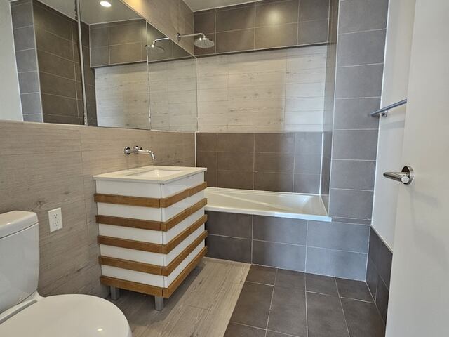 2-Bedroom at 301 Sullivan Place