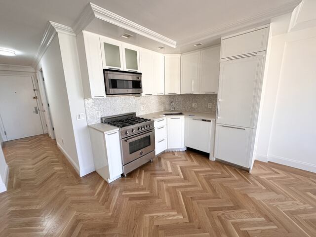 2-Bedroom at Yorkshire Towers