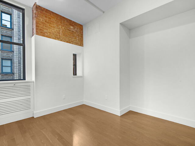 2-Bedroom at 121 Madison Avenue