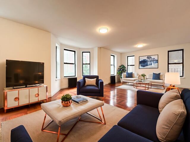 4-Bedroom at The Westbourne : 601-603 West 137th