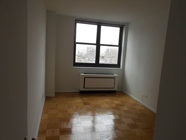 1-Bedroom at Wellesley