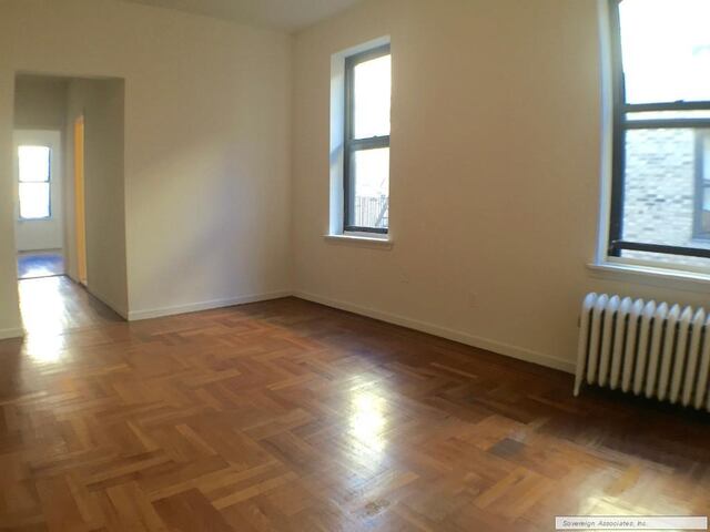1-Bedroom at 590 Fort Washington Avenue