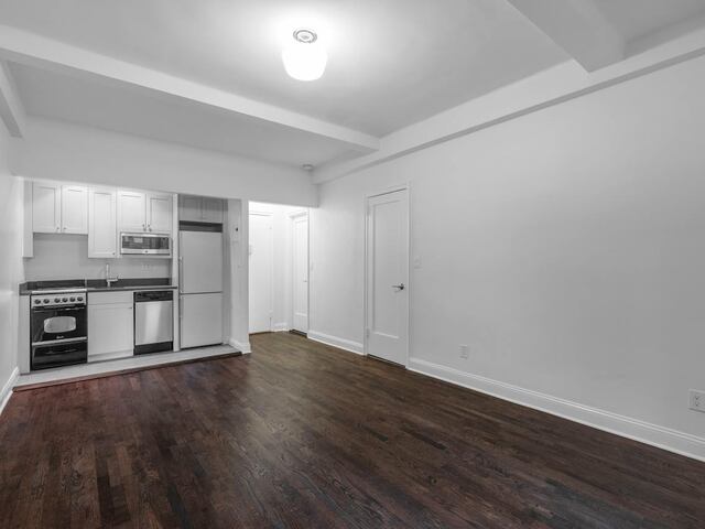 Studio at 24 Fifth Avenue