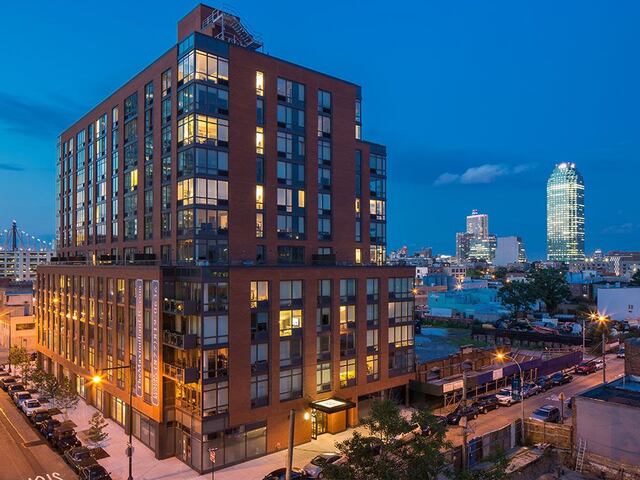 1-Bedroom at The Maximilian