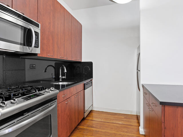 1-Bedroom at 121 Madison Avenue
