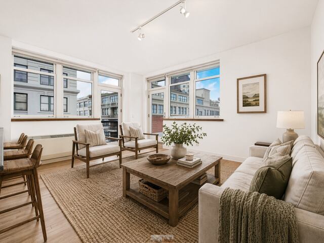 3-Bedroom at 65 Washington Street