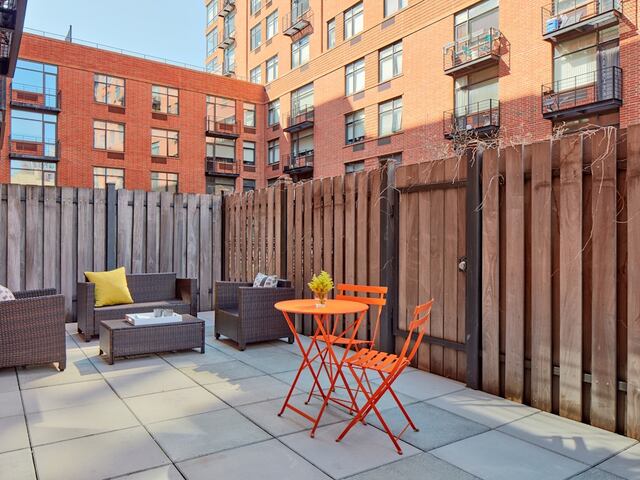 1-Bedroom at Court House Apartments