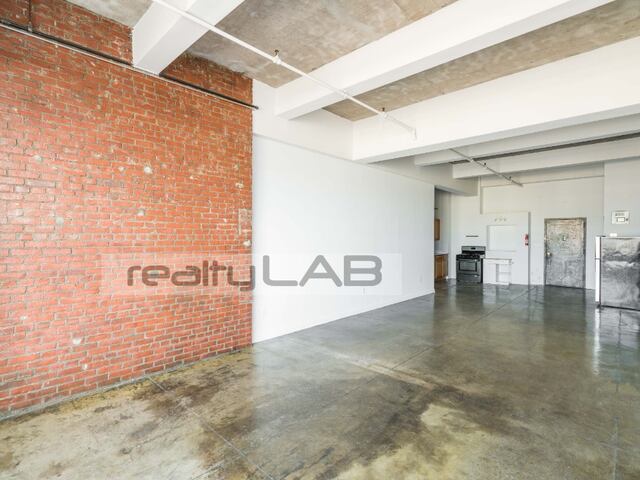 Studio at 1236 Atlantic Avenue