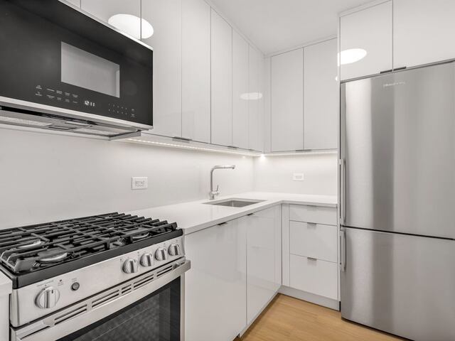 Studio at South Park Tower