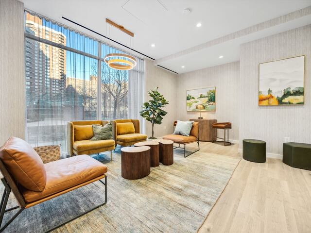 Studio at Kips Bay Court : 500 Second Ave