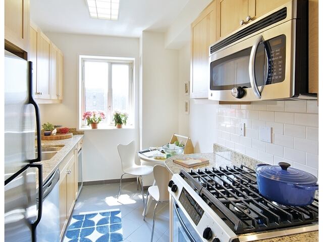 2-Bedroom at Peter Cooper Village: 601 East 20th