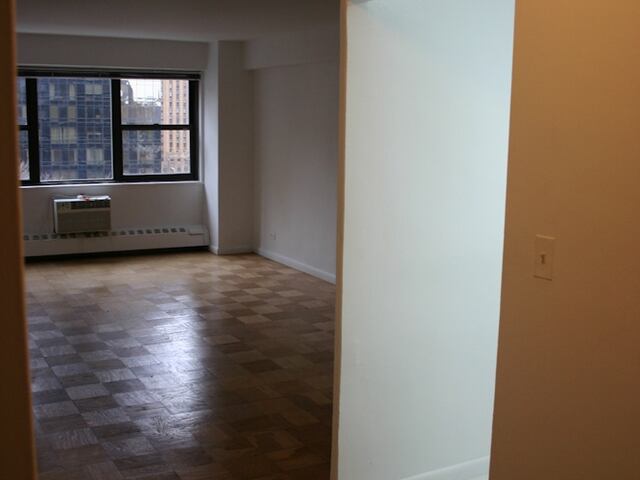 1-Bedroom at Ambassador East