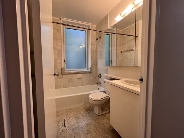 1-Bedroom at The Murray Hill