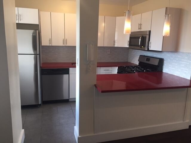 1-Bedroom at Parker Towers: 104-40 Queens Blvd